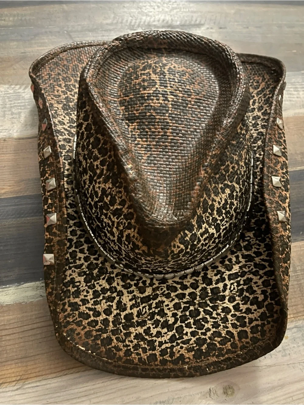 Kenny K. Studded Leopard Print Western Cowboy Hat – Size M